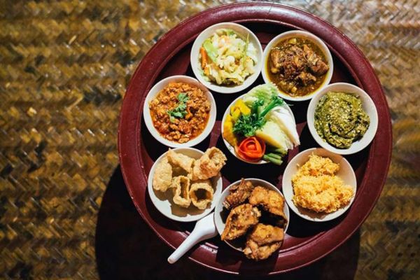 Khantoke Dinner Show