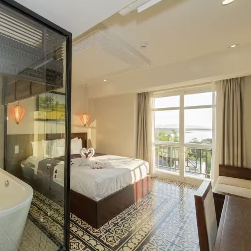 Royal Riverside Hoi An Hotel