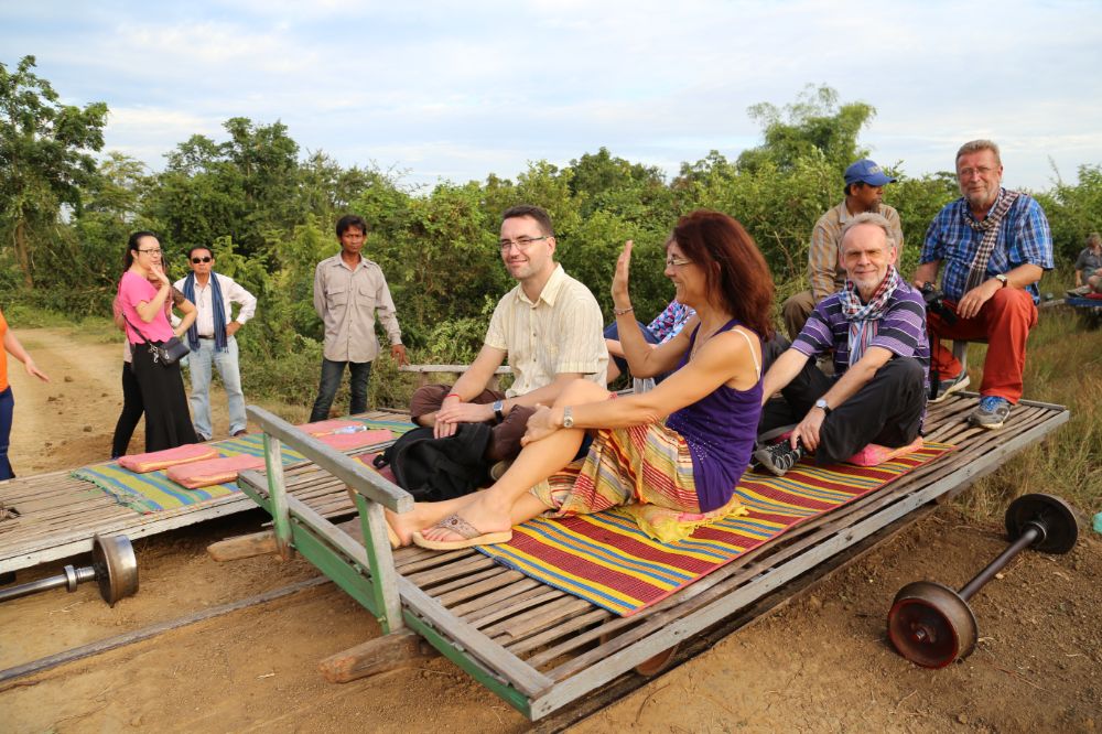 trem de bambu, battambang, camboja