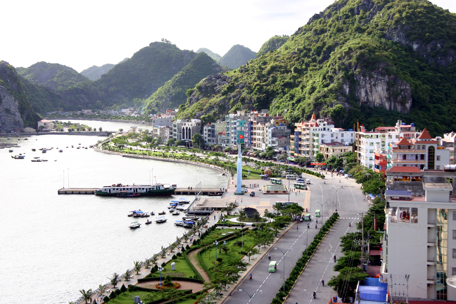 ilha Cat Ba baia halong vietna