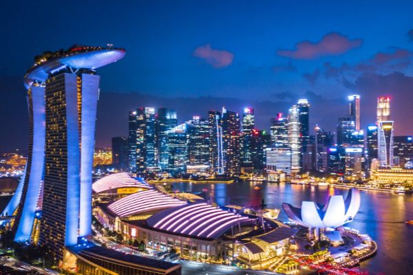 Viagem no Vietnã, Indonésia e Singapura